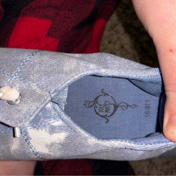 Slip ons - Picture 3 of 3